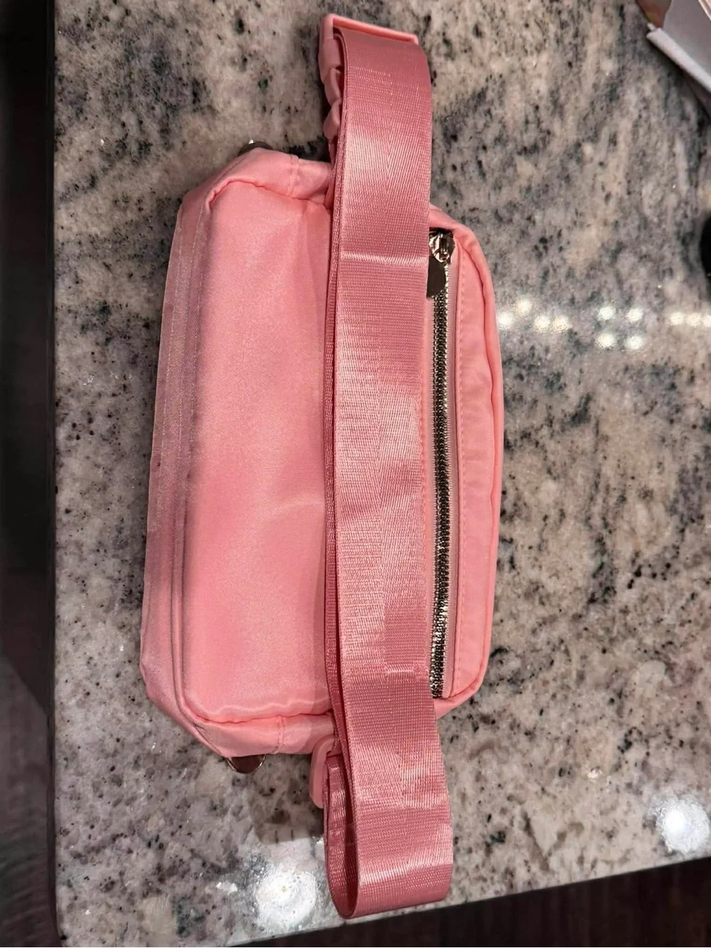 Pink Quilted Crossbody Belt Bag with Gold G Accent Fanny pack adjustable 9”x5”